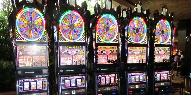 High Roller Slots và Đặc Điểm Nổi Bật